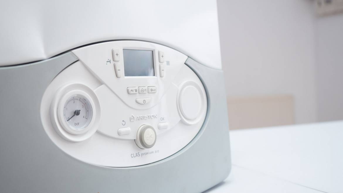 Ventajas de renovar tu caldera en verano